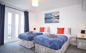 St Kats Mews 4 Bed With Parking